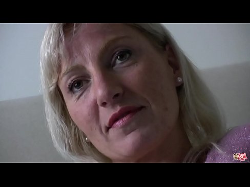 ❤️ La mère que nous avons tous baisée ... Madame, tenez-vous bien ! ️  Sexe at fr.superpornpics.ru